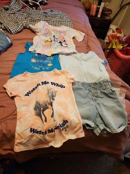 Photo of free Girl 6 (125 oak street) #1