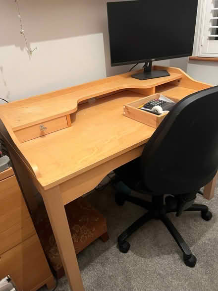 Photo of free Desk (Enfield EN1) #1
