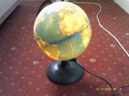 Photo of free Plastic world globe light (Cotton Tree BB8) #2