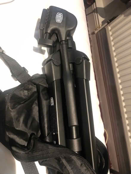 Photo of free Hama Star 62 Tripod with Carry Ca (Dublin 6 Ranella) #1