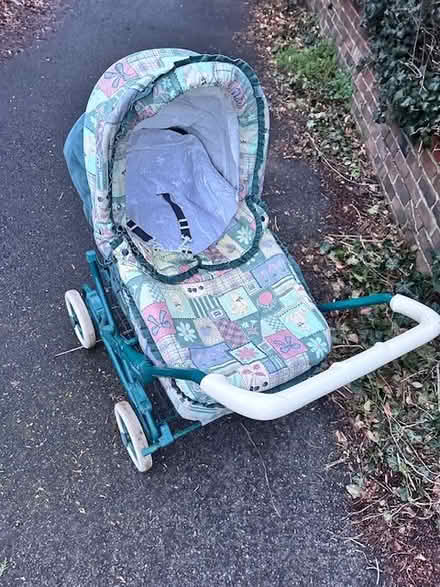 Photo of free Newborn to child pram - Retro (Shoreham BN43) #4
