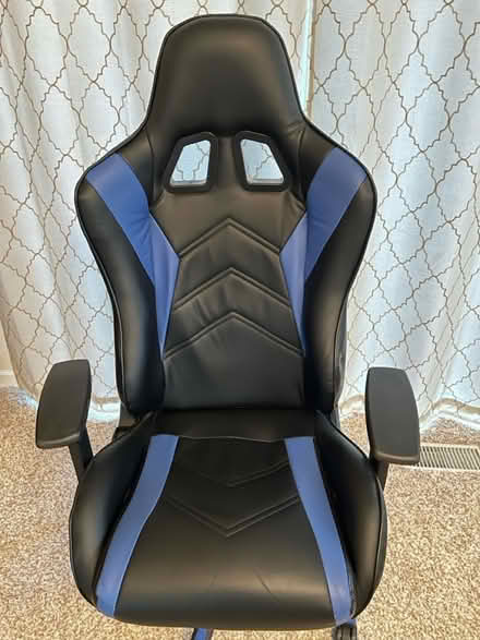 Photo of free Gaming chair (East petaluma) #2