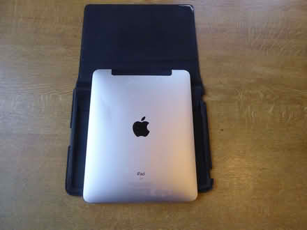 Photo of free Vintage ipad for tinkering. (Fareham PO15) #2
