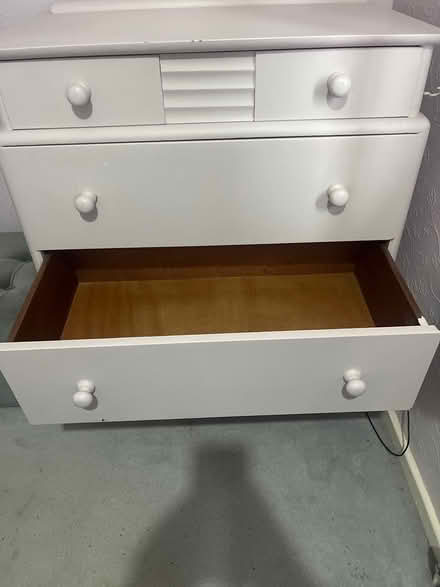 Photo of free Bedroom Drawers Vintage (North Bushey WD25) #4