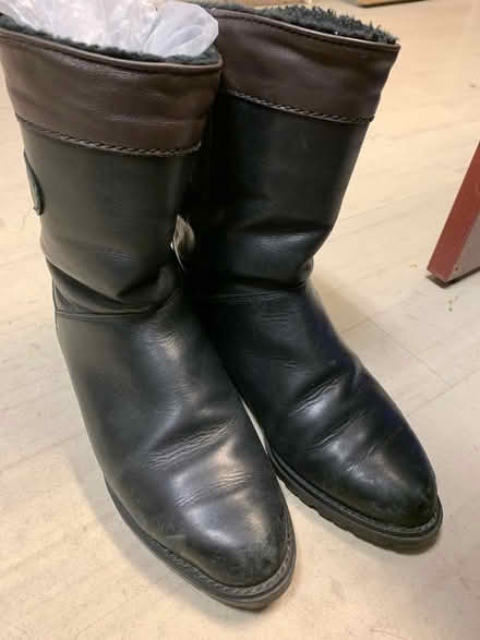 Photo of free Women’s Winter Boots Size 8 (South Brampton) #1