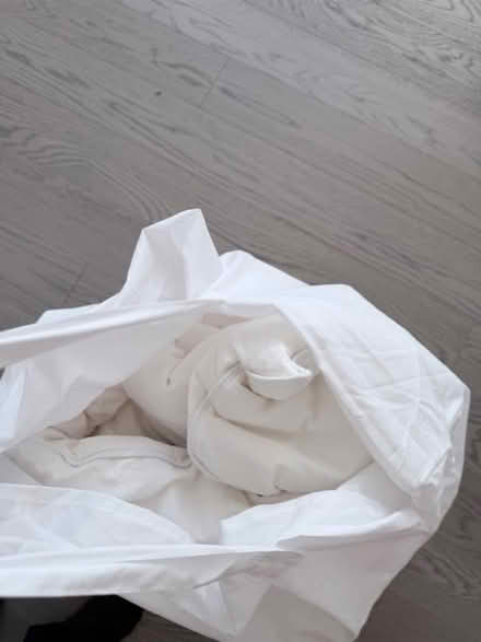 Photo of free Bed Comforter in good condition (lower east side) #2