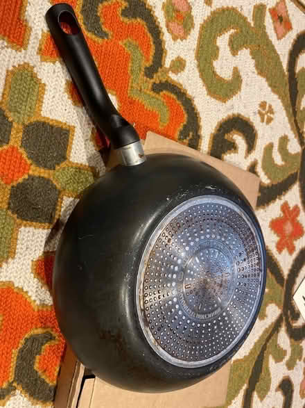 Photo of free Frying pan (Queen's Park BN2) #2