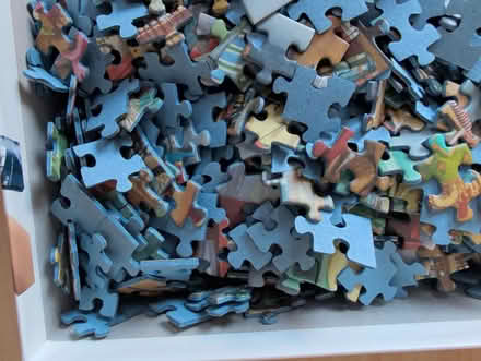 Photo of free 1000 piece Ravensburger puzzle (Ashburn Farm) #3