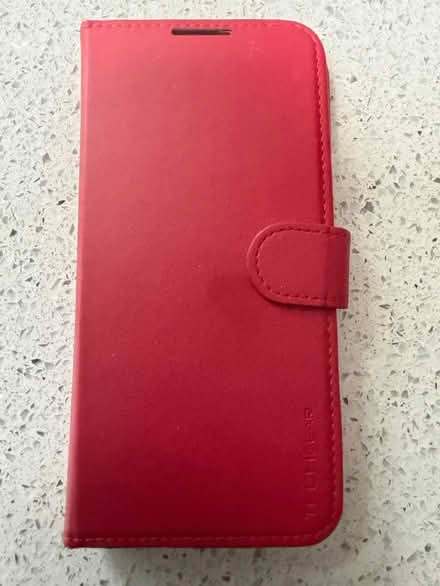 Photo of free iPhone 17 Pro Max case (Bathwick) #1