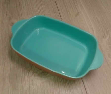 Photo of Medium Baking Dish (Nottingham NG3) #1
