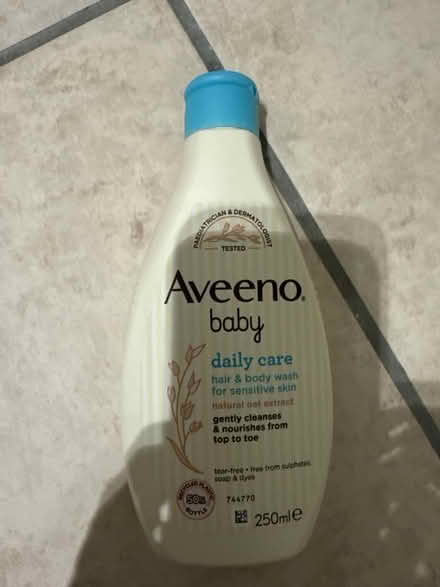 Photo of free Aveeno baby daily care wash (Edenbridge) #1