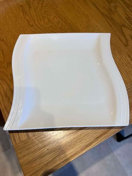 Photo of free Large square(-ish) plates (up to 14 to take) (Greaves LA1) #1