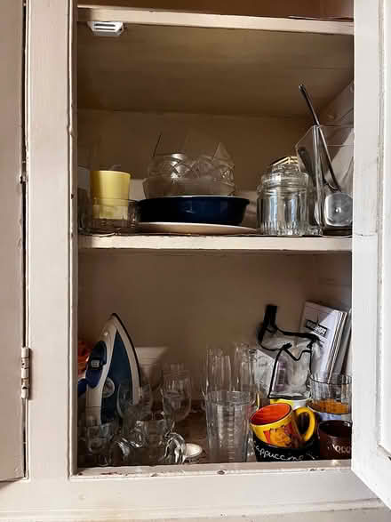 Photo of free Kitchen and Tableware (Heckmondwike WF16) #2