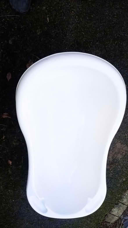 Photo of free Baby bath (OX4 Greater leys) #2
