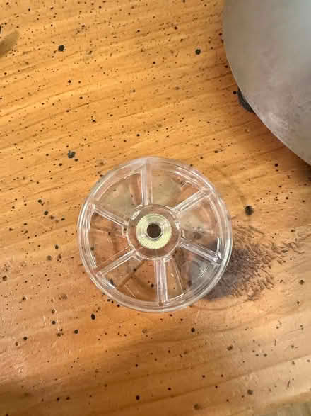 Photo of free Nutribullet Pro 900w (req repair) (Hillsdale) #1