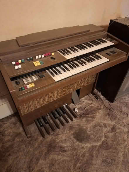 Photo of free Yamaha electric organ (Swanley BR8) #1