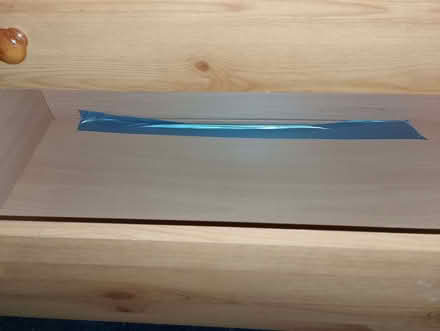 Photo of free Wood effect chest of drawers - with saggy bottoms (Harringay N4) #3