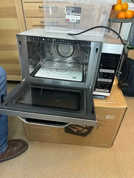 Photo of free Combination microwave oven (Upper Norwood SE19) #2