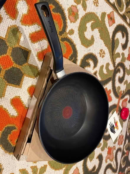 Photo of free Frying pan (Queen's Park BN2) #1