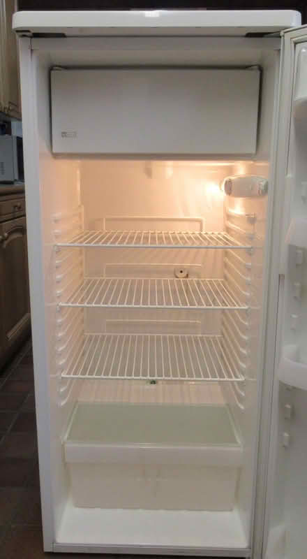 Photo of free Electrolux/Zanussi Refrigerator. Good working order. (IP4) #3