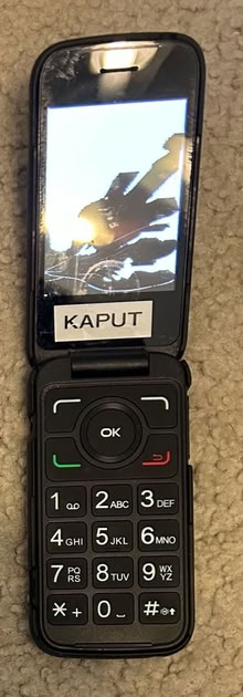 Photo of free Old flip phone (Elkridge rte103 & rte100) #2