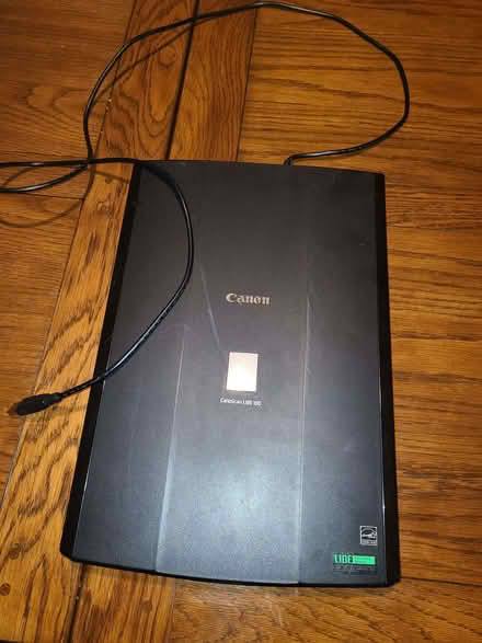 Photo of free CanoScan LiDE 100 Scanner (Stourport on Severn DY13) #3
