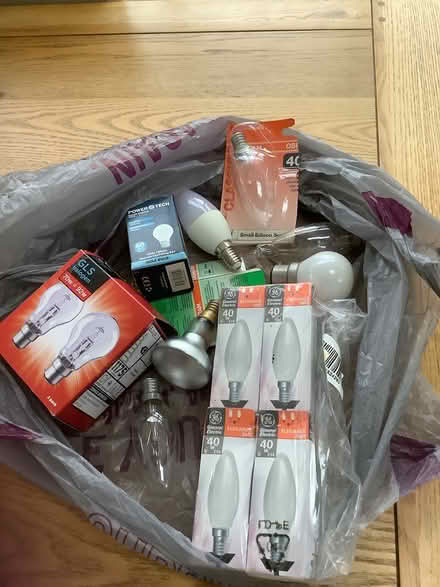 Photo of free Various light bulbs (Swanmore SO3) #1