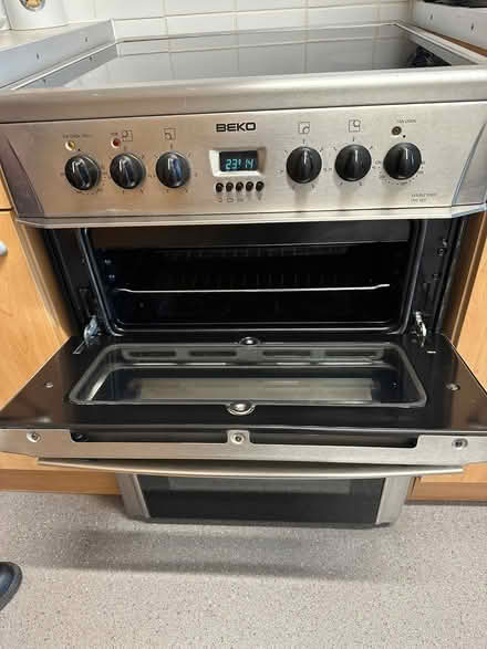 Photo of free Electric Cooker (Ryde PO33) #2