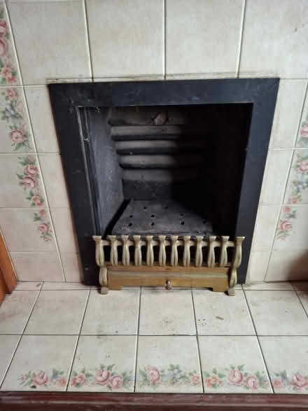 Photo of free Fireplace (CH4 0BE) #2