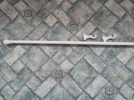Photo of free Two curtain poles and curtain track (Pant SY10) #2