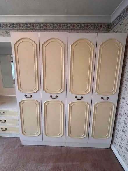 Photo of free set of bedroom furniture (Chelmsford CM1) #3