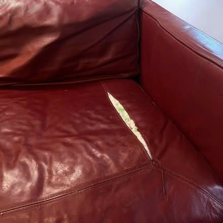 Photo of free Large 8 seater corner sofa (Upper Holloway N6) #4