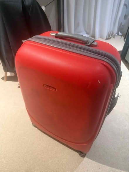 Photo of free Large suitcase for giveaway (SE16) #1