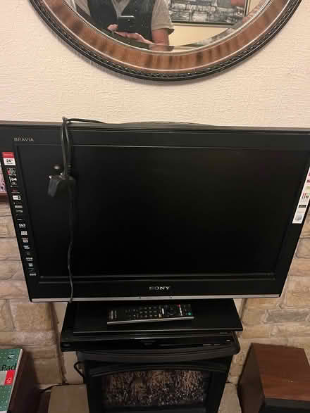 Photo of free Sony Bravia TV (North Bushey WD25) #1