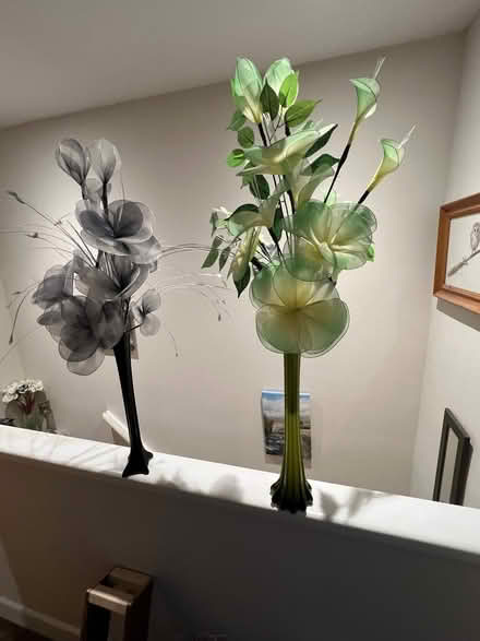 Photo of free False flowers in vase (Westgate LA4) #1