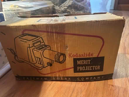 Photo of free Kodaslide Merit Projector (Deerwood) #1