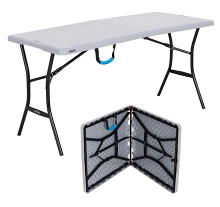 Photo of Folding table (Purple line Main Stop Evanston) #1