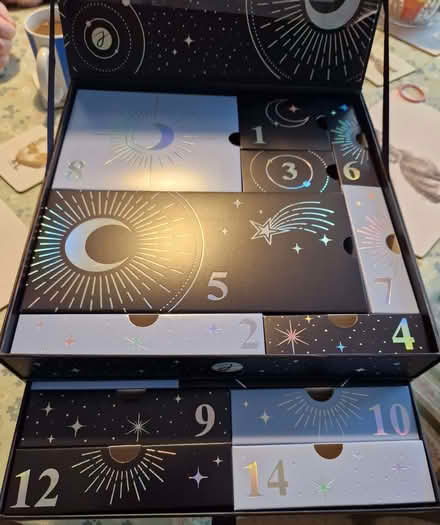 Photo of free Advent box with mirror inside lid (IP2) #1