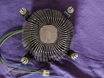 Photo of free Intel CPU Heatsink & Fan LGA1151 E97379 (CT9) #2