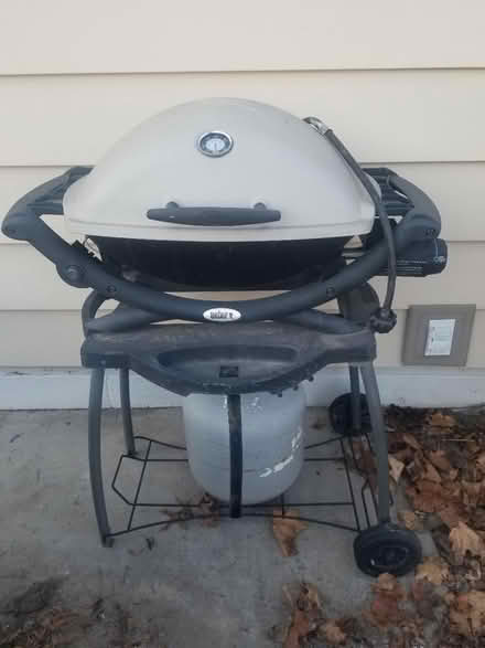 Photo of free Outdoor grille (Ashland and River Street) #1