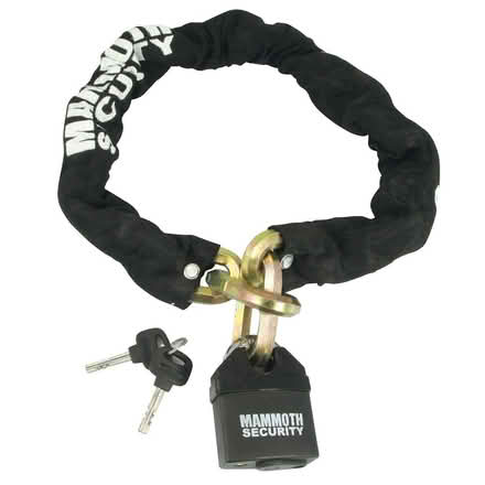 Photo of chain or a padlock (King's Cross N1C) #1