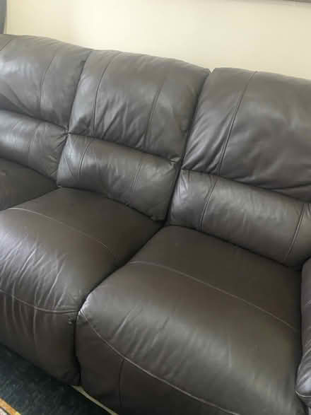 Photo of free 3 sitters leather sofa (W3 8bf south Acton) #4