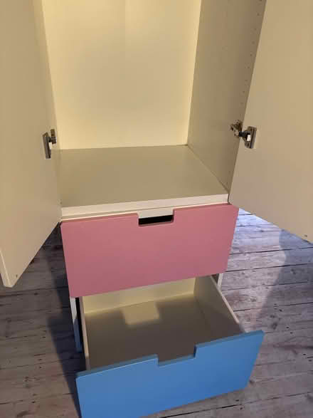 Photo of free Children’s wardrobe and drawers (Crouch End N8) #3