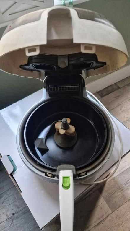Photo of free Tefal Actifry (Ss0 westcliff) #2
