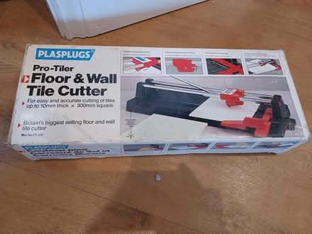 Photo of free Floor and wall tile cutter (Holcombe BA3) #1