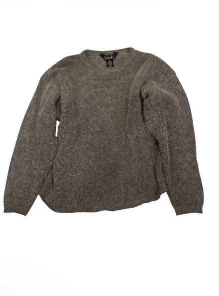 Photo of free Rafaella Woman’s Sweater (Brooklyn Storage) #1