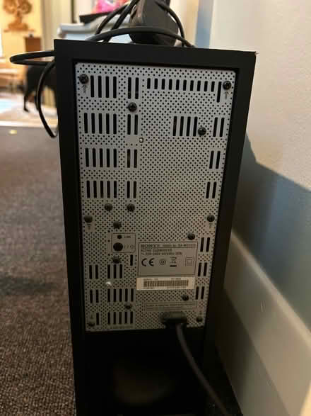 Photo of free 46” Sony TV with speaker, soundbar and remote (Norbiton KT2) #4