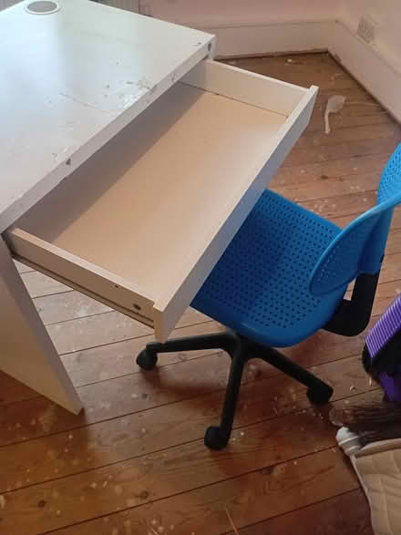 Photo of free Desk and chair (Hampstead NW3) #3
