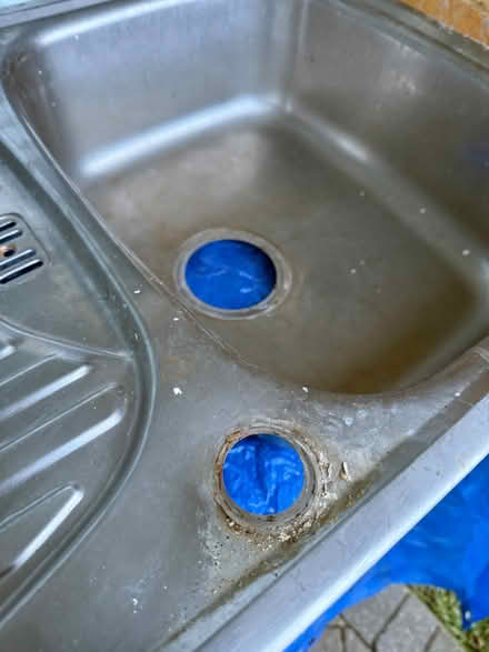 Photo of free Stainless steel kitchen sink (Cooden TN39) #2