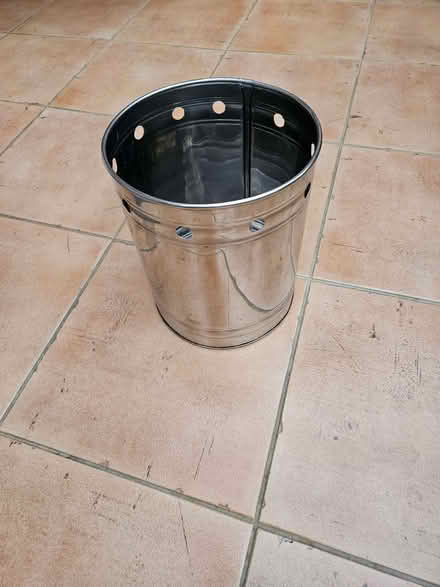 Photo of free waste paper basket (Kings Langley WD4) #1